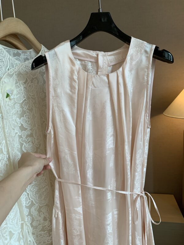 New Chinese-style New Silk Dress