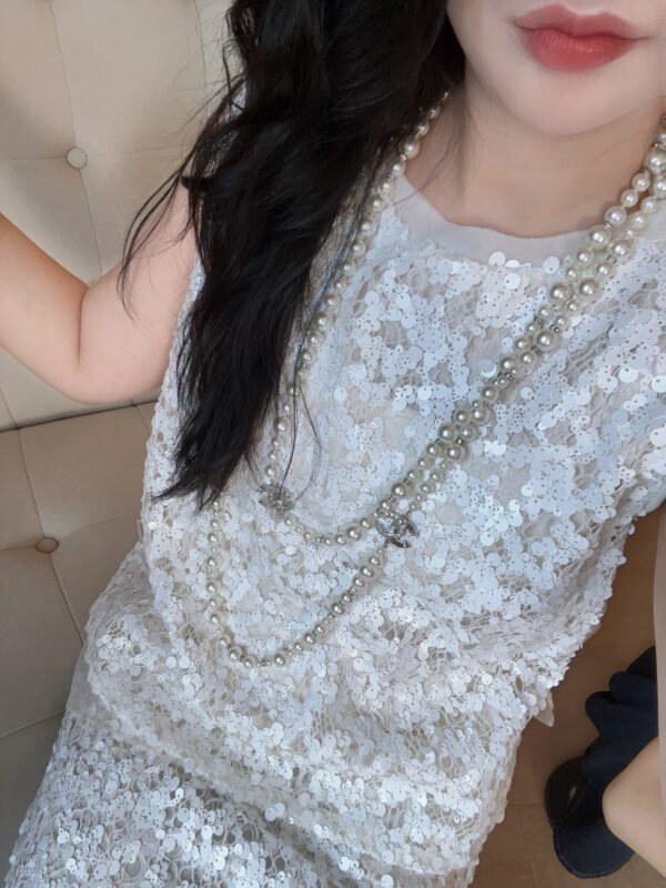 New Chinese-style Heavy Openwork Woven Sequin Top & Skirt Set