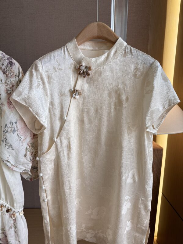 New Chinese-style Celebrity-Inspired Mulberry Silk Heavy Dress